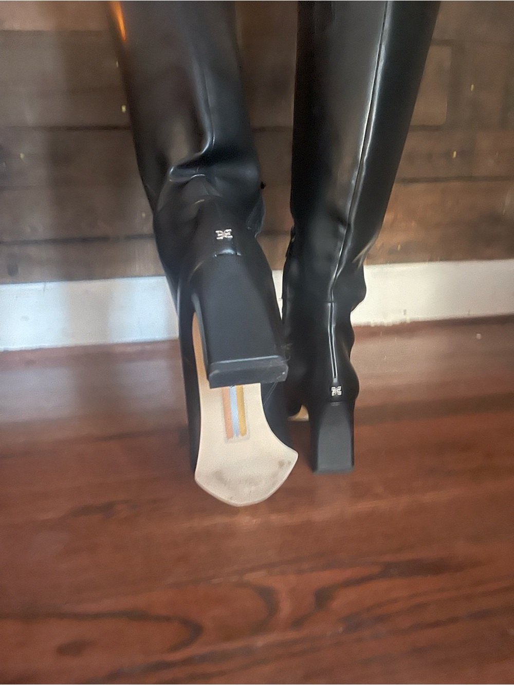 Sam Edelman Sylvia Black Knee-High Pointed-Toe Leather Boots - Picture 4 of 4